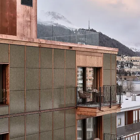 The View Hotel 4*