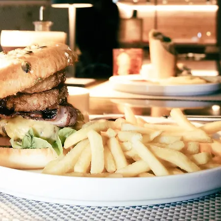 Szálloda The View 4*