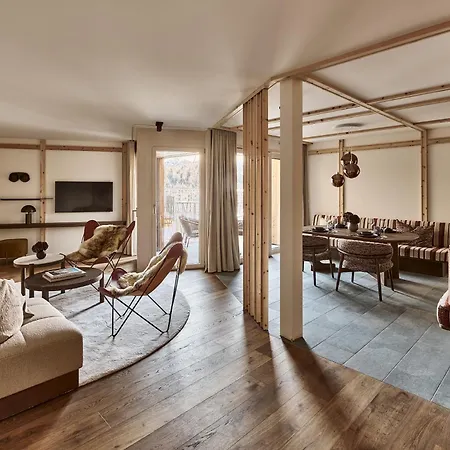 Szálloda The View 4*